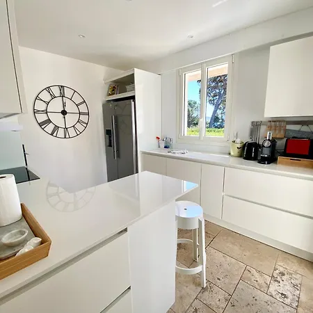 Kate, Moderne, 5 Ch. Accès Privé à La * Grimaud